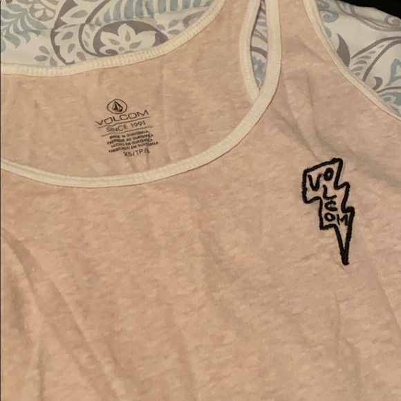 Volcom Tank - Picture 3 of 3